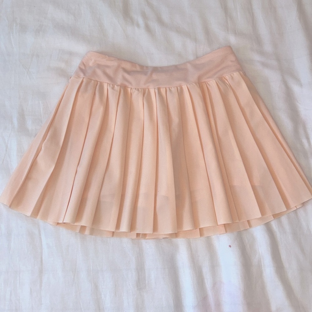 Nice Skort. Very good quality. Only wore it once